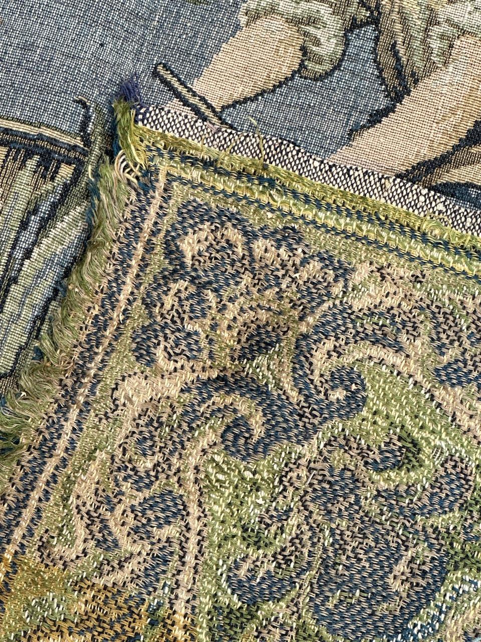 Bonito tapiz francés vintage de jacquard estilo Aubusson 