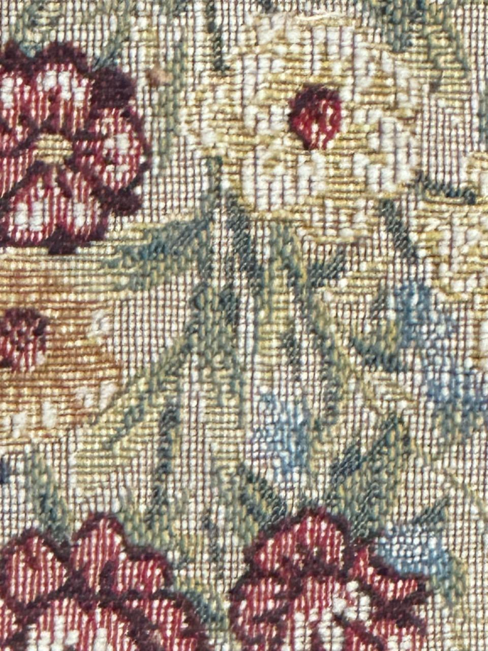 Schöner französischer Jacquard-Wandteppich im Aubusson-Stil im Vintage-Stil im Angebot 2
