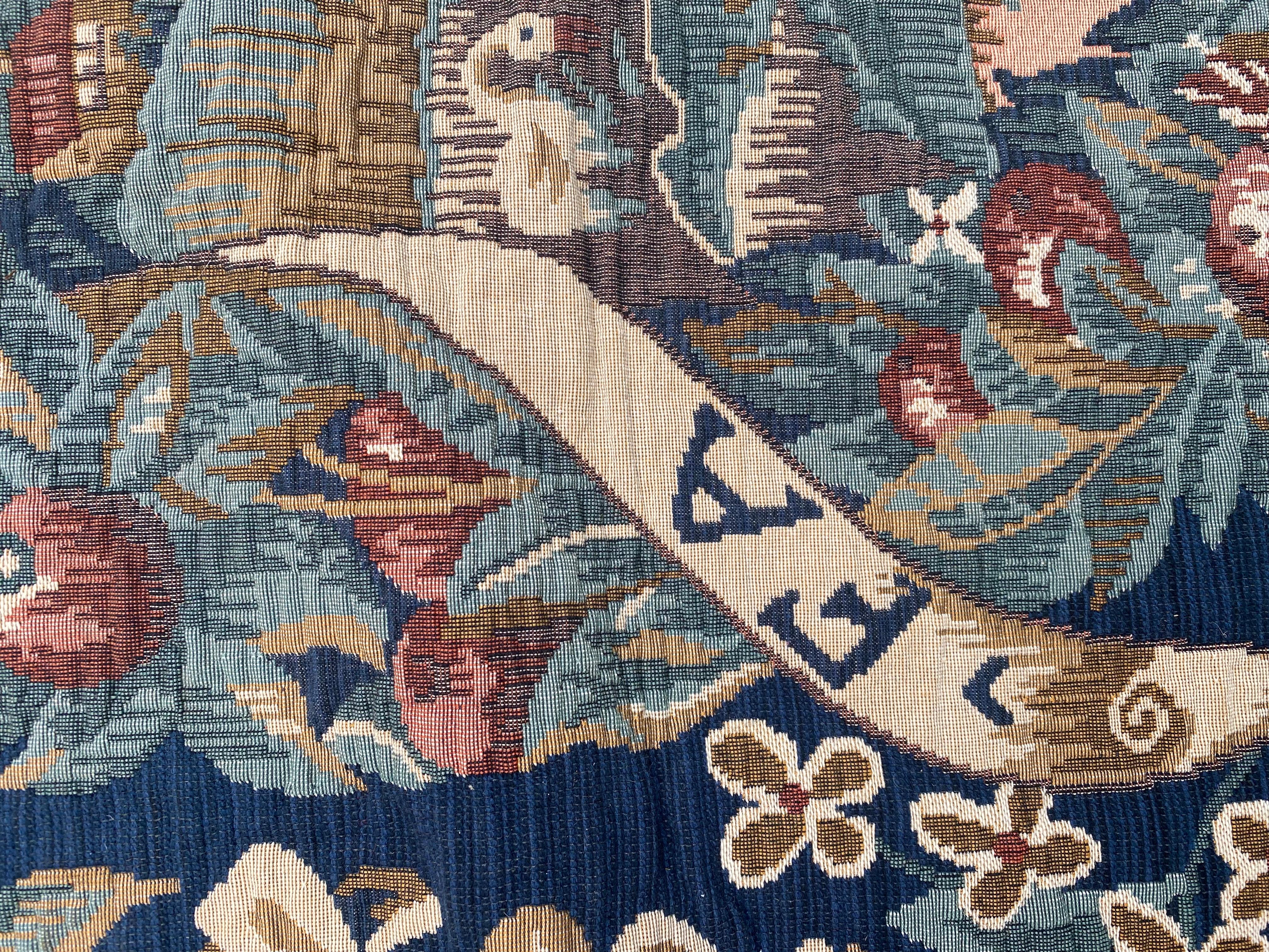 Bobyrugs hübscher französischer Jaquar-Wandteppich im Vintage-Stil (Wolle) im Angebot