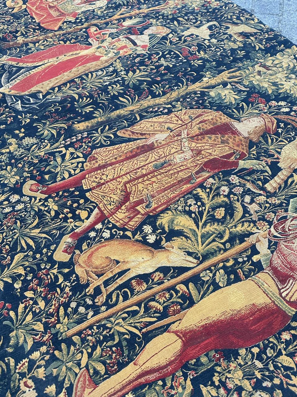 bonito tapiz serigrafiado vintage de diseño medieval francés 