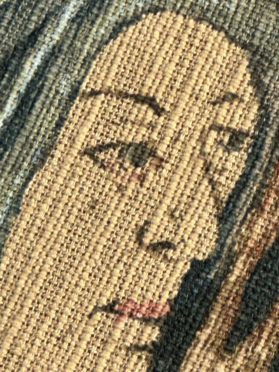 Jolie tapisserie française ancienne sérigraphiée à la main.  