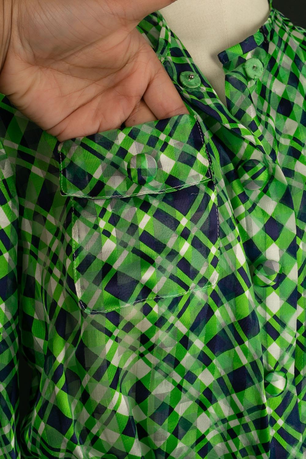 Pretty Vintage Green and Blue Blouse, 1960s  For Sale 2