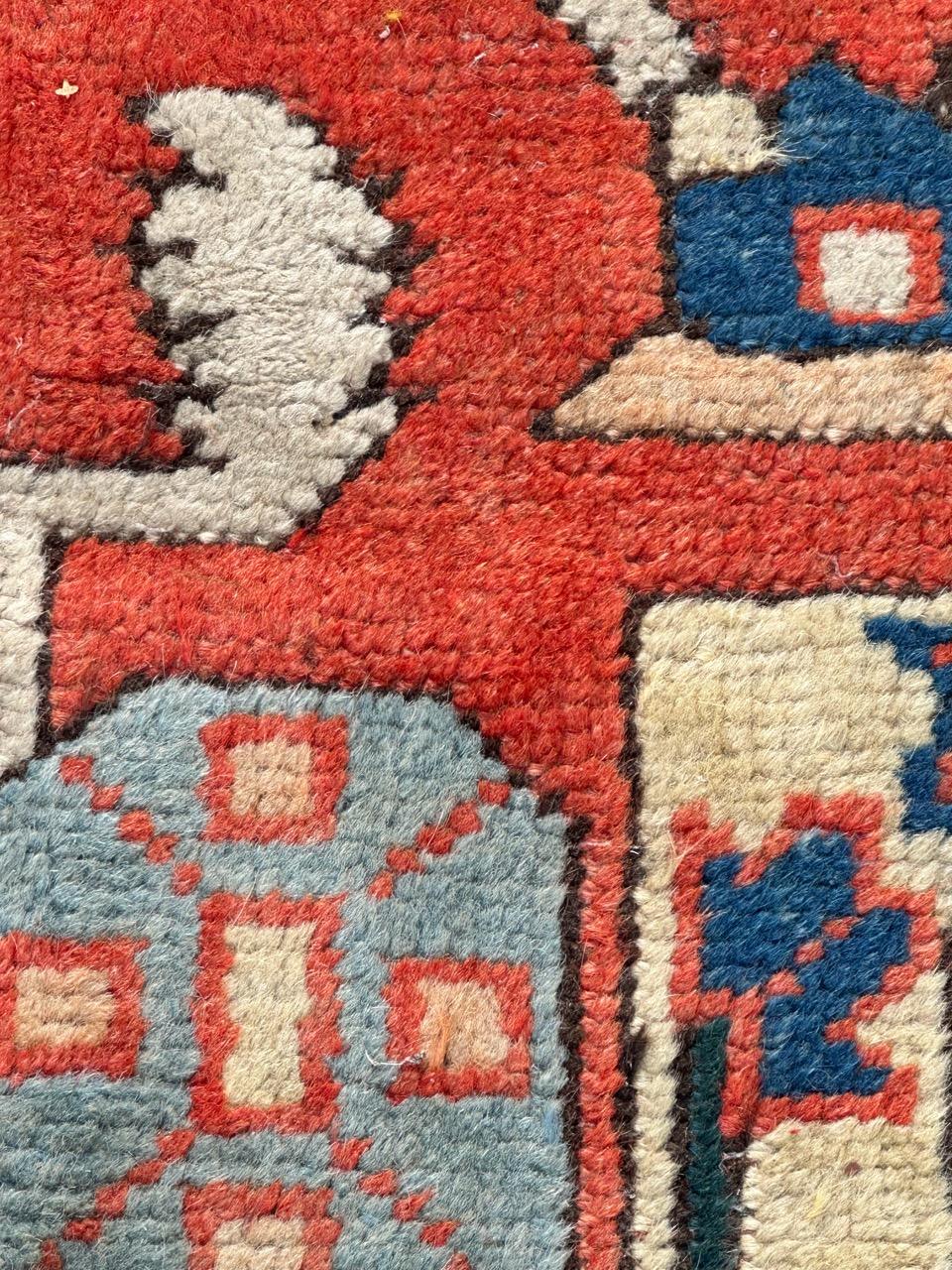Hübscher türkischer Vintage-Teppich aus Izmir im Angebot 10