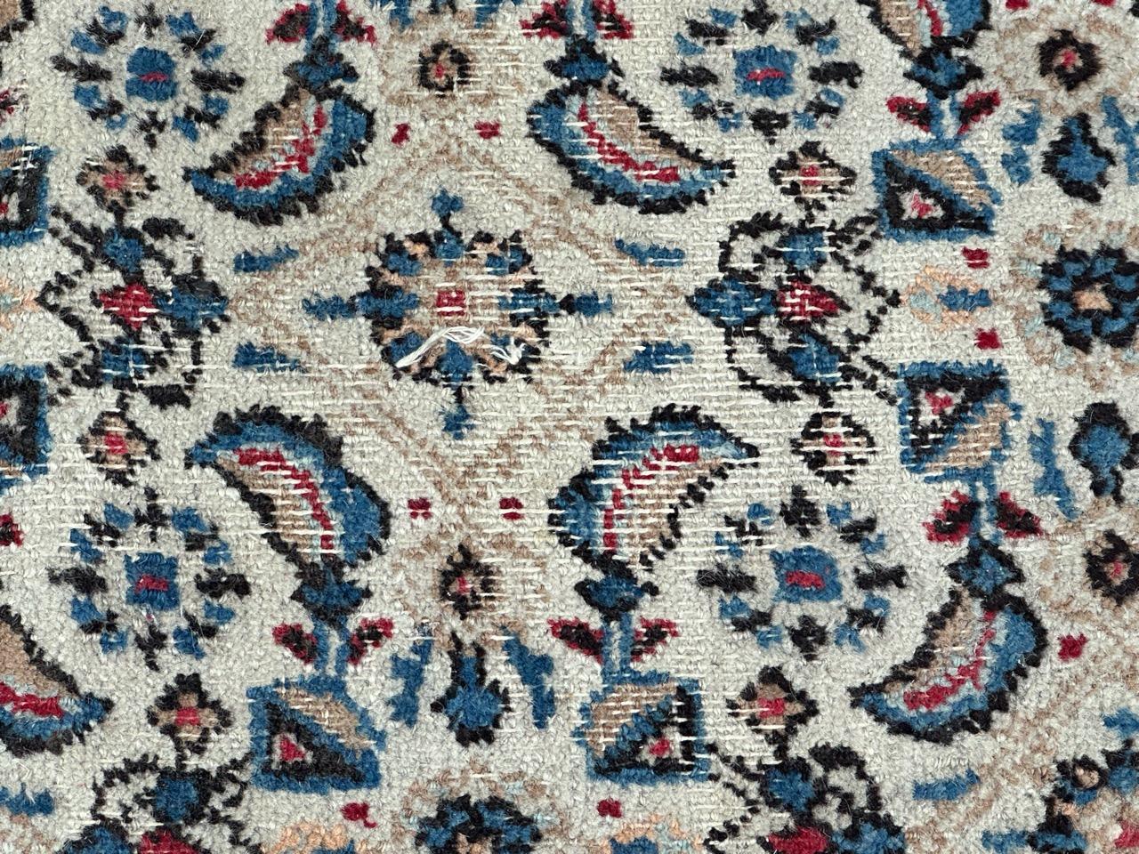 Grazioso tappeto vintage Dorokhsh di grandi dimensioni in vendita 3