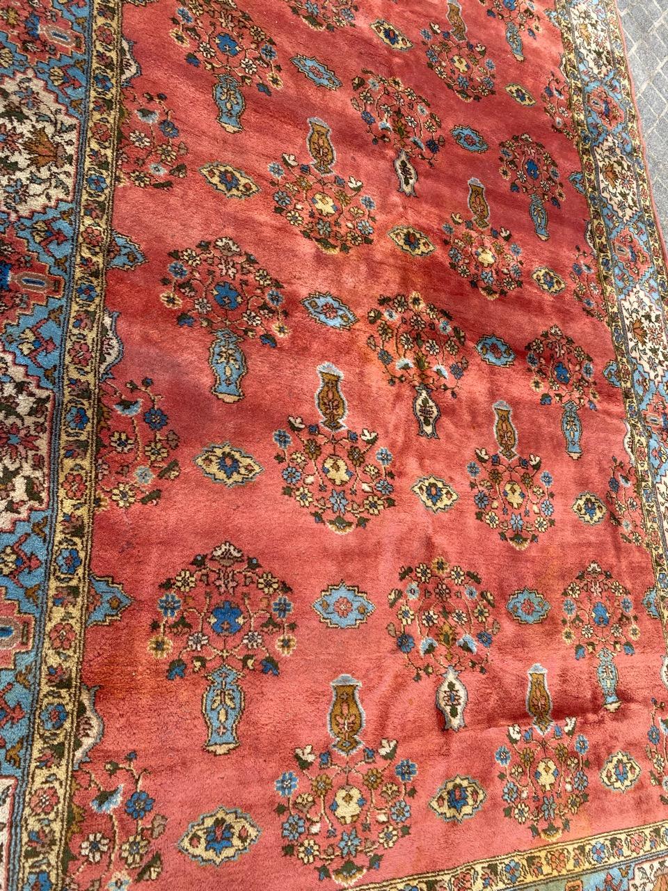 Schöne Mitte des Jahrhunderts persischen Design Transsilvanien Teppich mit schönen floralen Design und schönen Farben, ganz Hand mit Wolle Samt auf Baumwollbasis geknüpft.

✨✨✨
