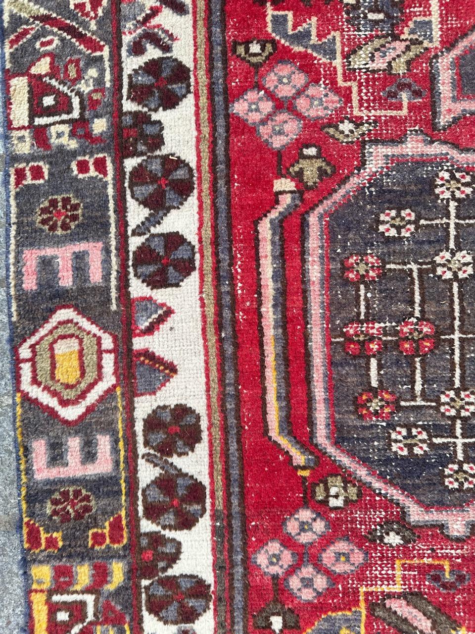 Bonita alfombra mazlaghan vintage en venta 9