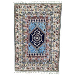 Hübscher marokkanischer Rabat-Teppich im Vintage-Stil von Bobyrug