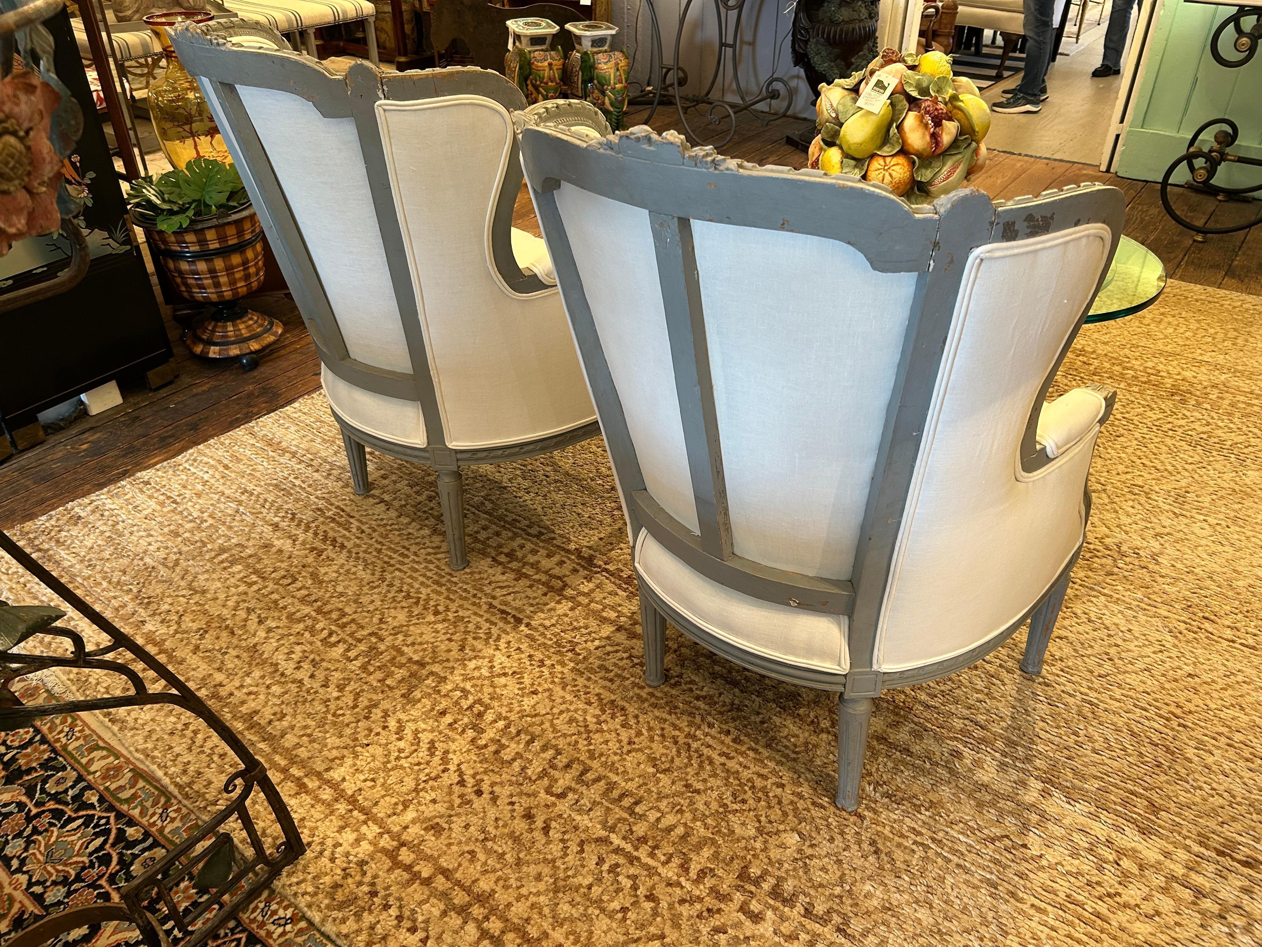 Pretty Vintage Pair French Style Grey Painted and Freshly Upholstered Bergeres For Sale 6