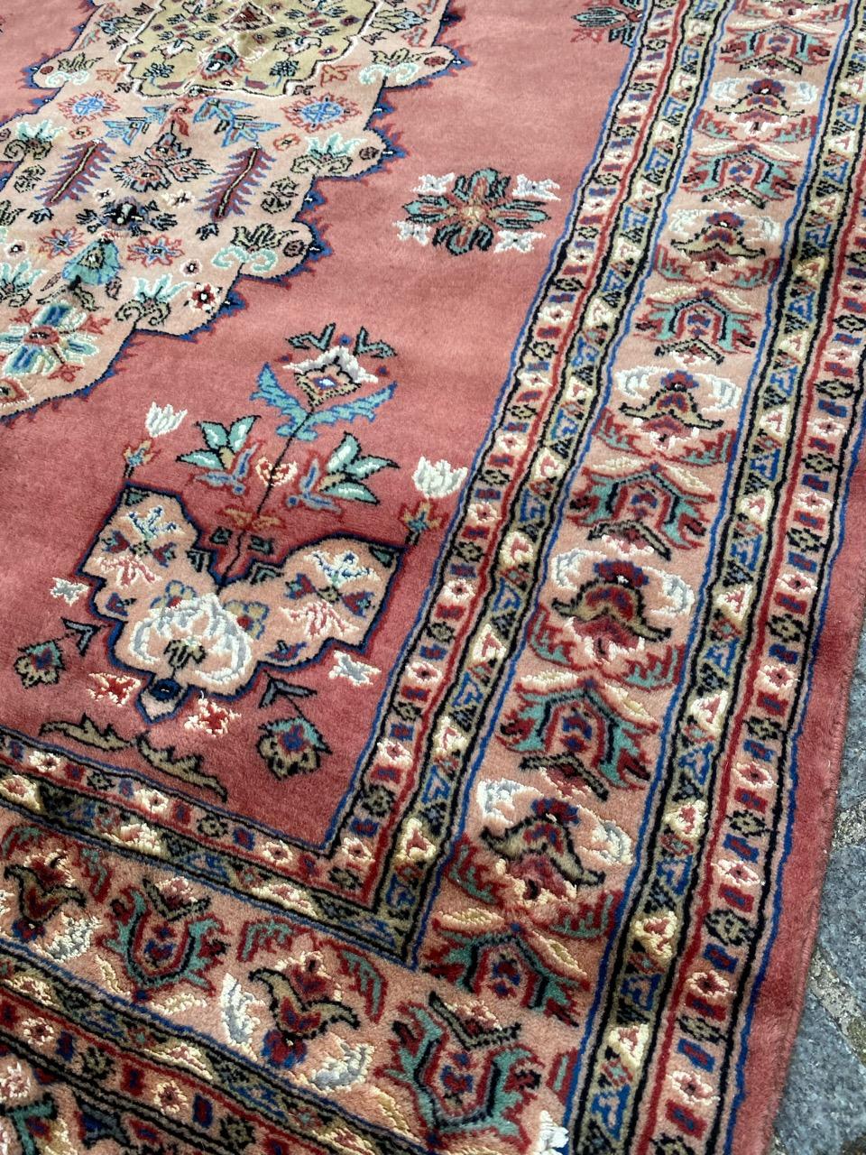 Bobyrugs hübscher pakistanischer Vintage-Teppich im Angebot 6