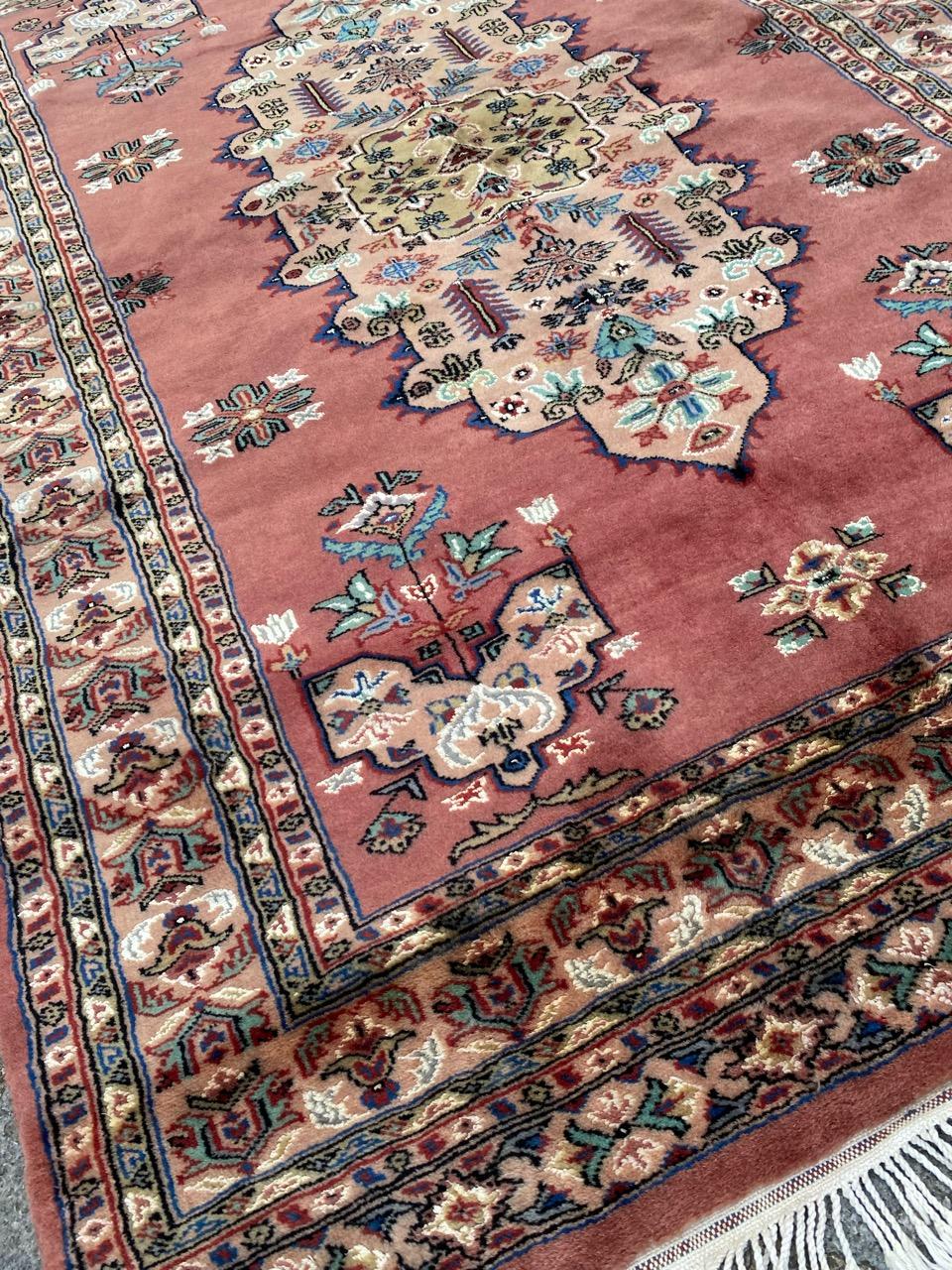 Bobyrugs hübscher pakistanischer Vintage-Teppich im Angebot 8
