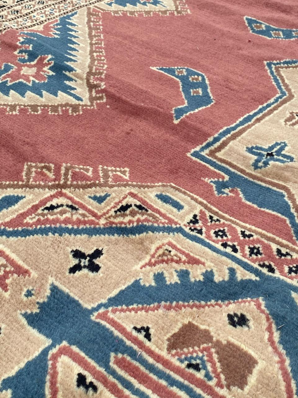 Wool Bobyrug’s Pretty Vintage Pakistani Rug For Sale