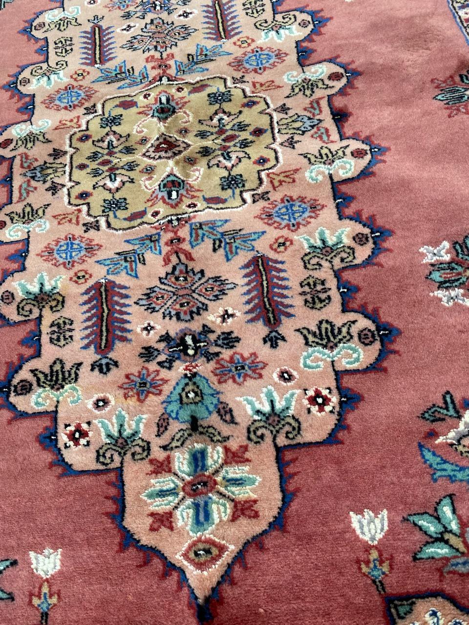 Bobyrugs hübscher pakistanischer Vintage-Teppich (Wolle) im Angebot