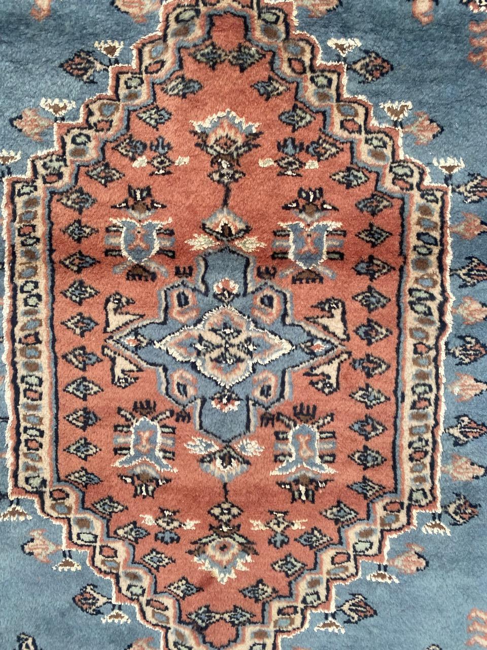 Bobyrugs hübscher pakistanischer Vintage-Teppich (Baumwolle) im Angebot