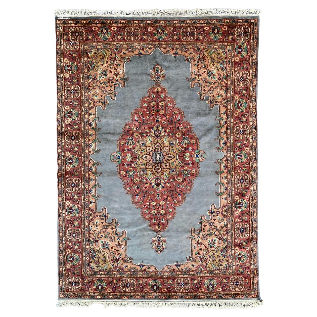 Bobyrugs hübscher pakistanischer Vintage-Teppich