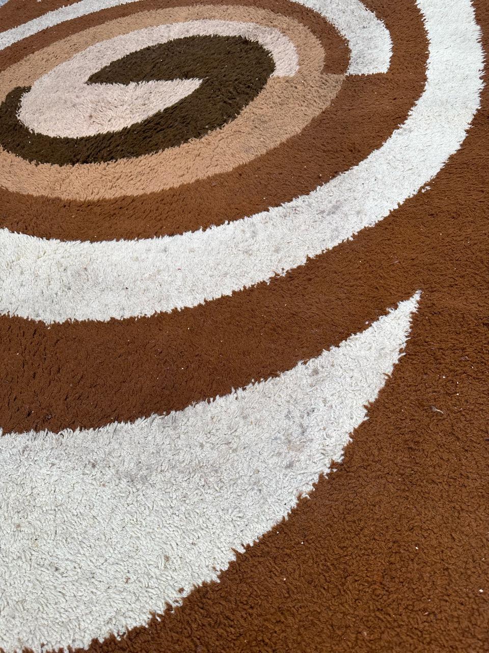 Bonita alfombra vintage escandinava de los años 70 Escandinavo moderno en venta