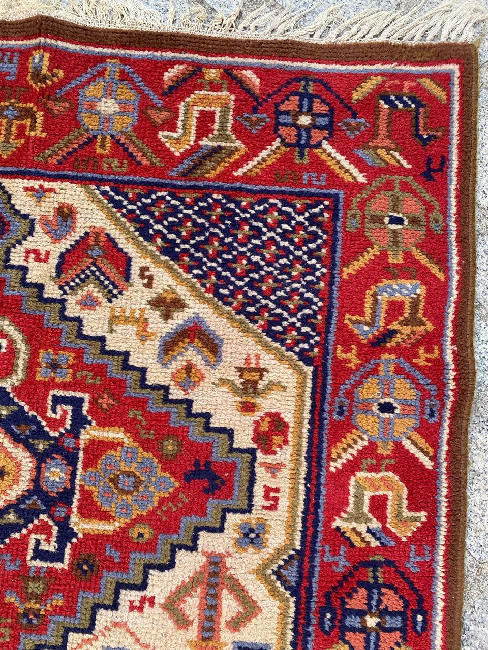 Bobyrug’s Pretty vintage Shiraz style french knotted rug  For Sale 9