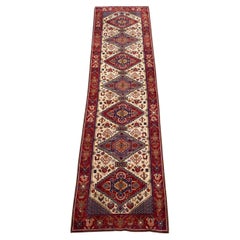 Bobyrug’s Pretty vintage Shiraz style french knotted runner 