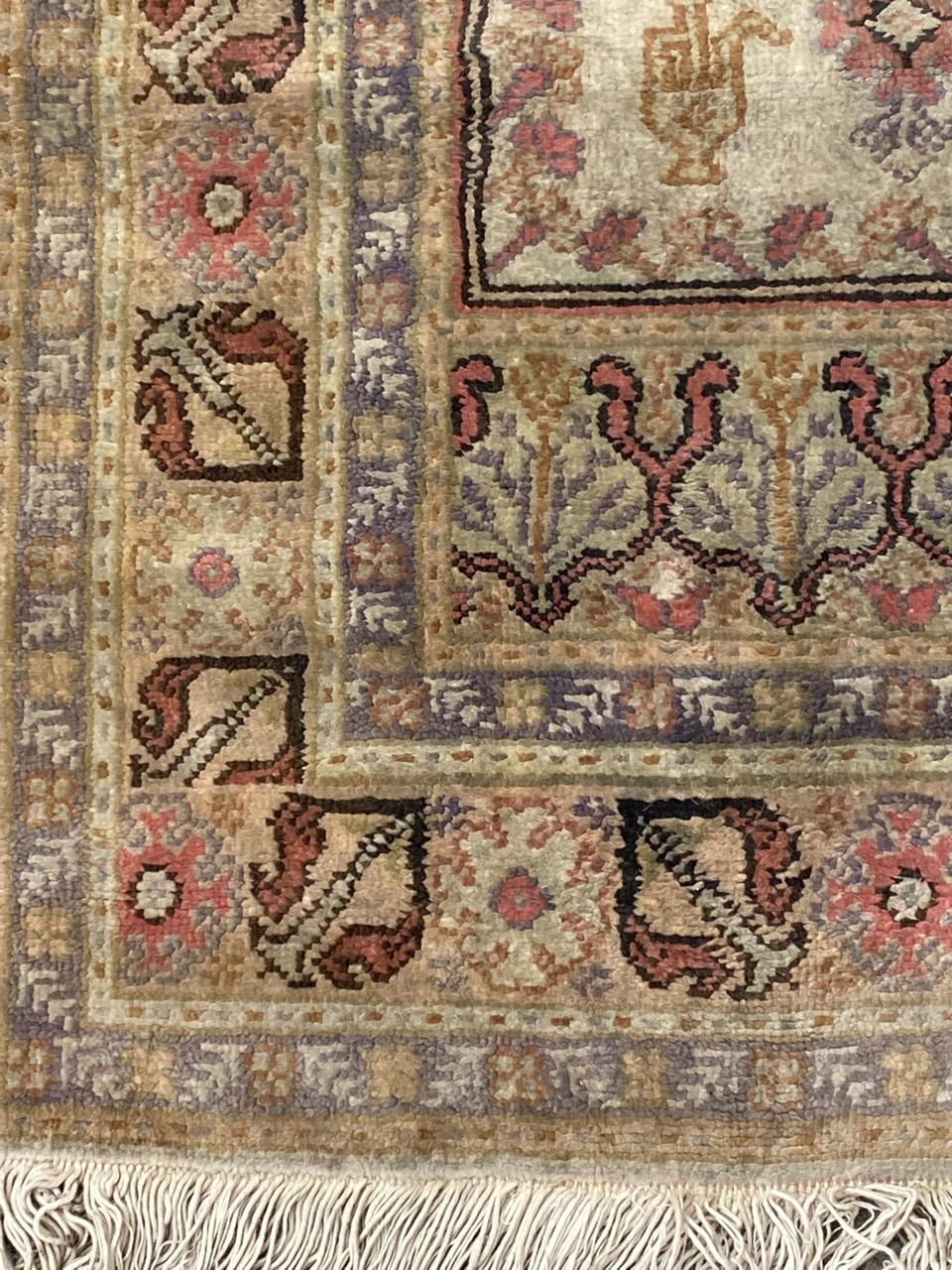 Bobyrug's Pretty Vintage Seide und Baumwolle Türkisch Kayseri Teppich (Ende des 20. Jahrhunderts) im Angebot