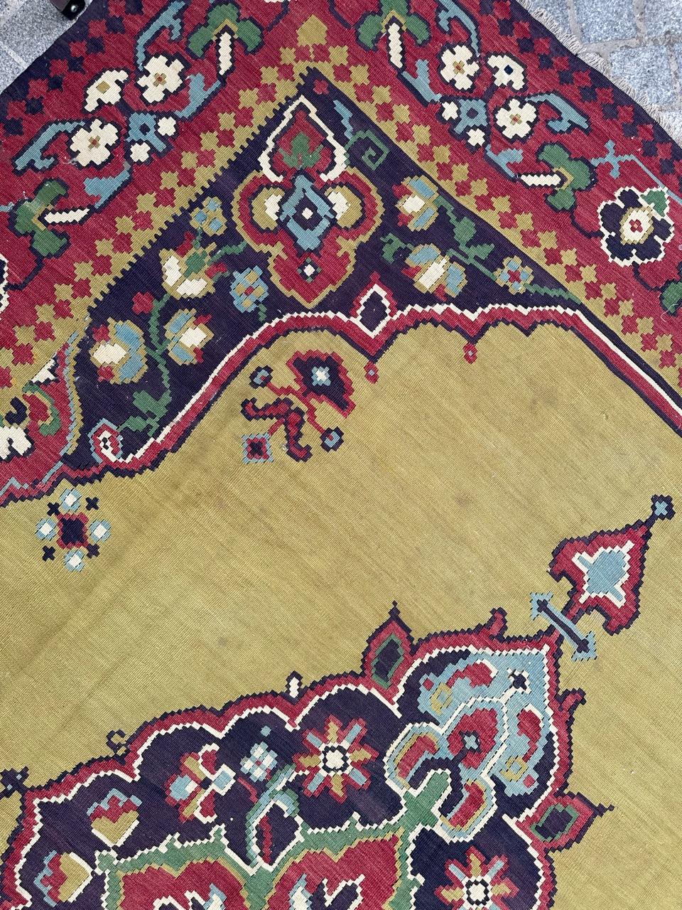 Bobyrug’s Pretty vintage Transylvanian large Kilim  In Good Condition For Sale In Saint Ouen, FR