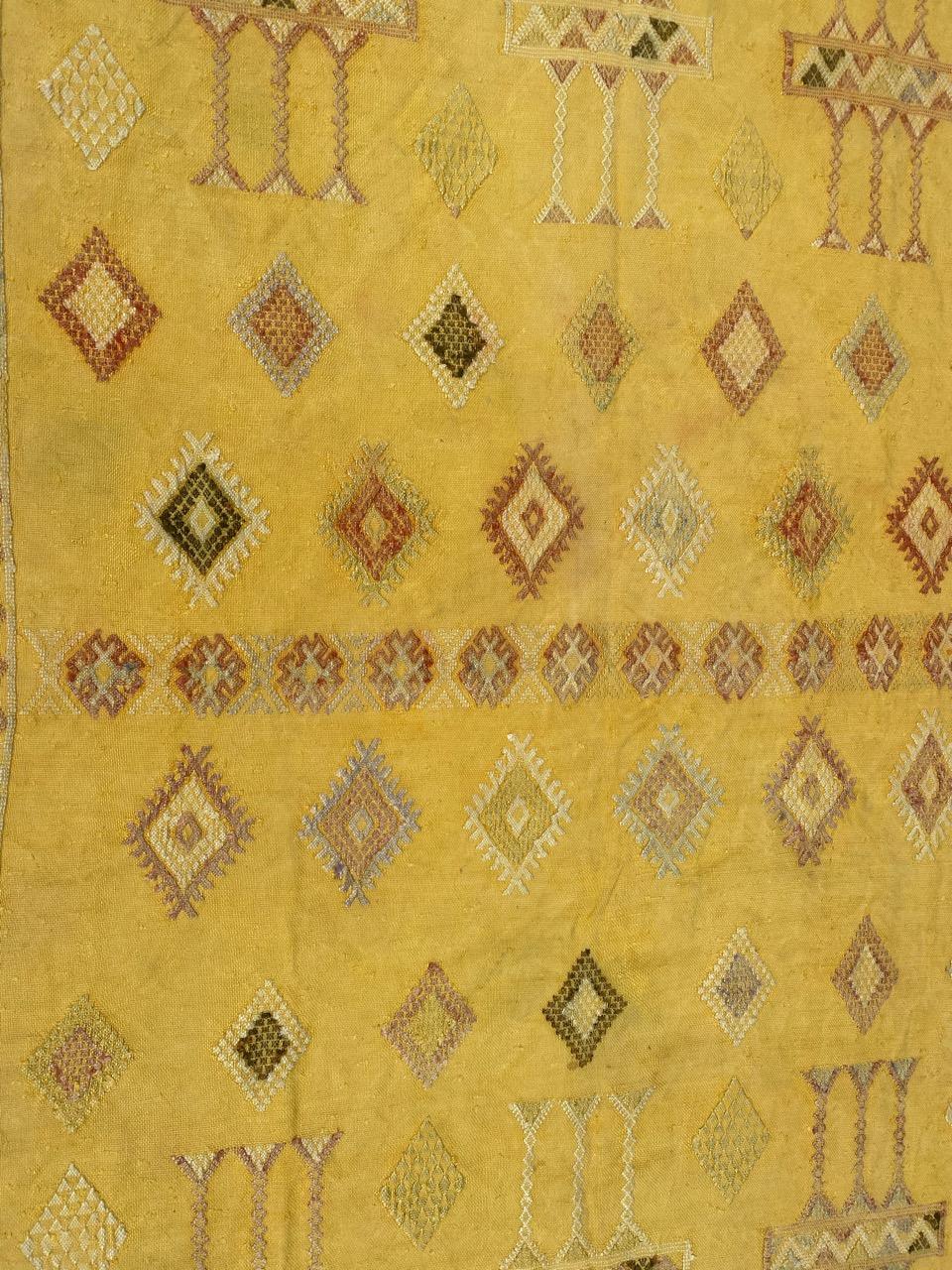 Pretty Vintage Tribal Silk Moroccan Kilim For Sale 14