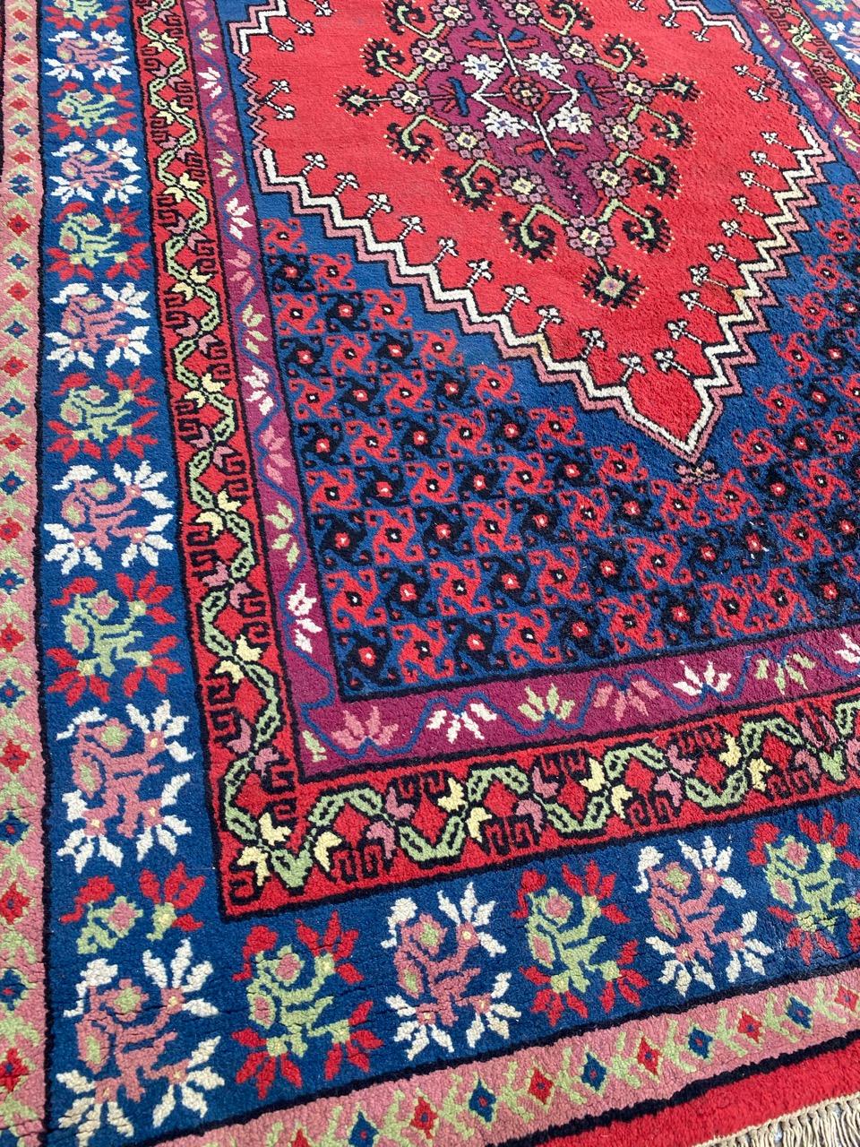 Bobyrug's Hübscher Tunesischer Vintage-Teppich im Angebot 4