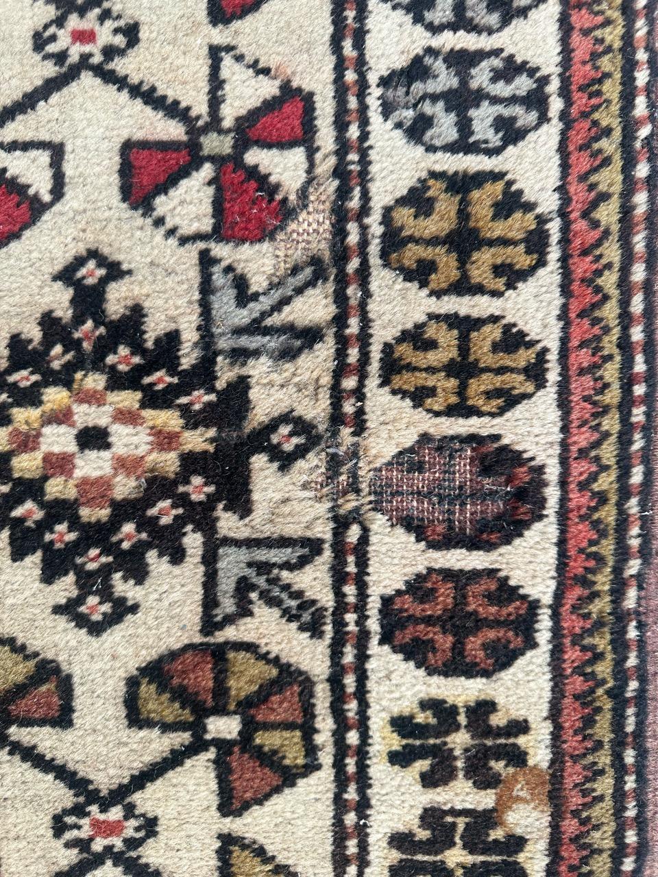 Bonita alfombra vintage turca de Anatolia siglo XX en venta