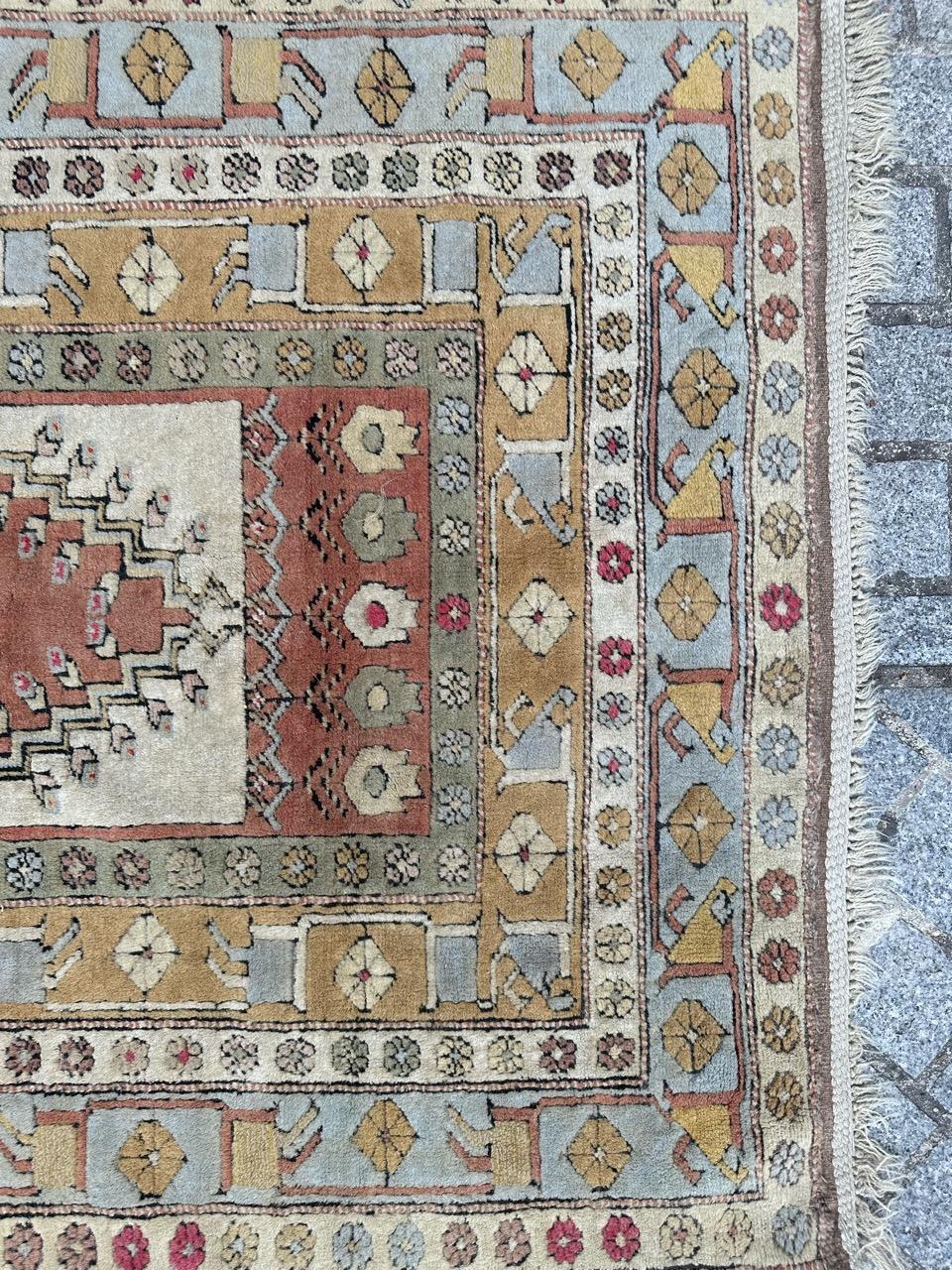 Bobyrug’s Pretty vintage Turkish Kars rug  In Good Condition For Sale In Saint Ouen, FR