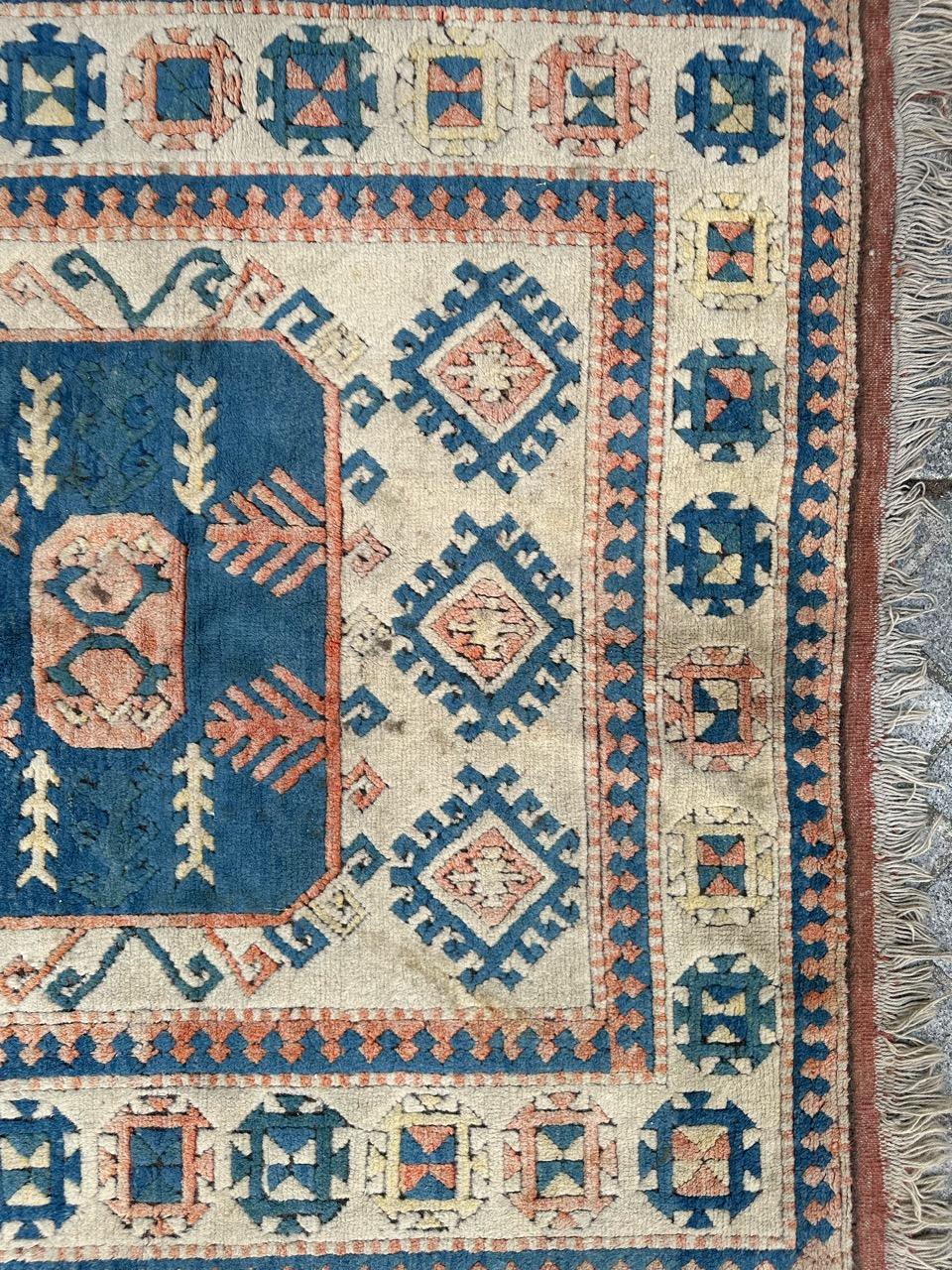 Bobyrug’s Pretty vintage Turkish Kars rug  In Good Condition For Sale In Saint Ouen, FR