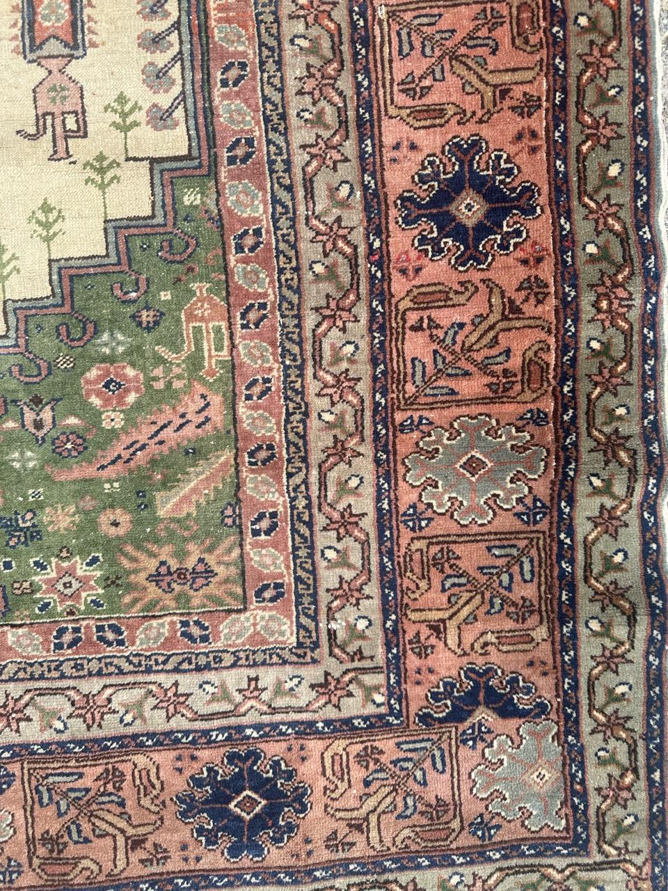 Hübscher alter türkischer Kayseri-Teppich im Angebot 10