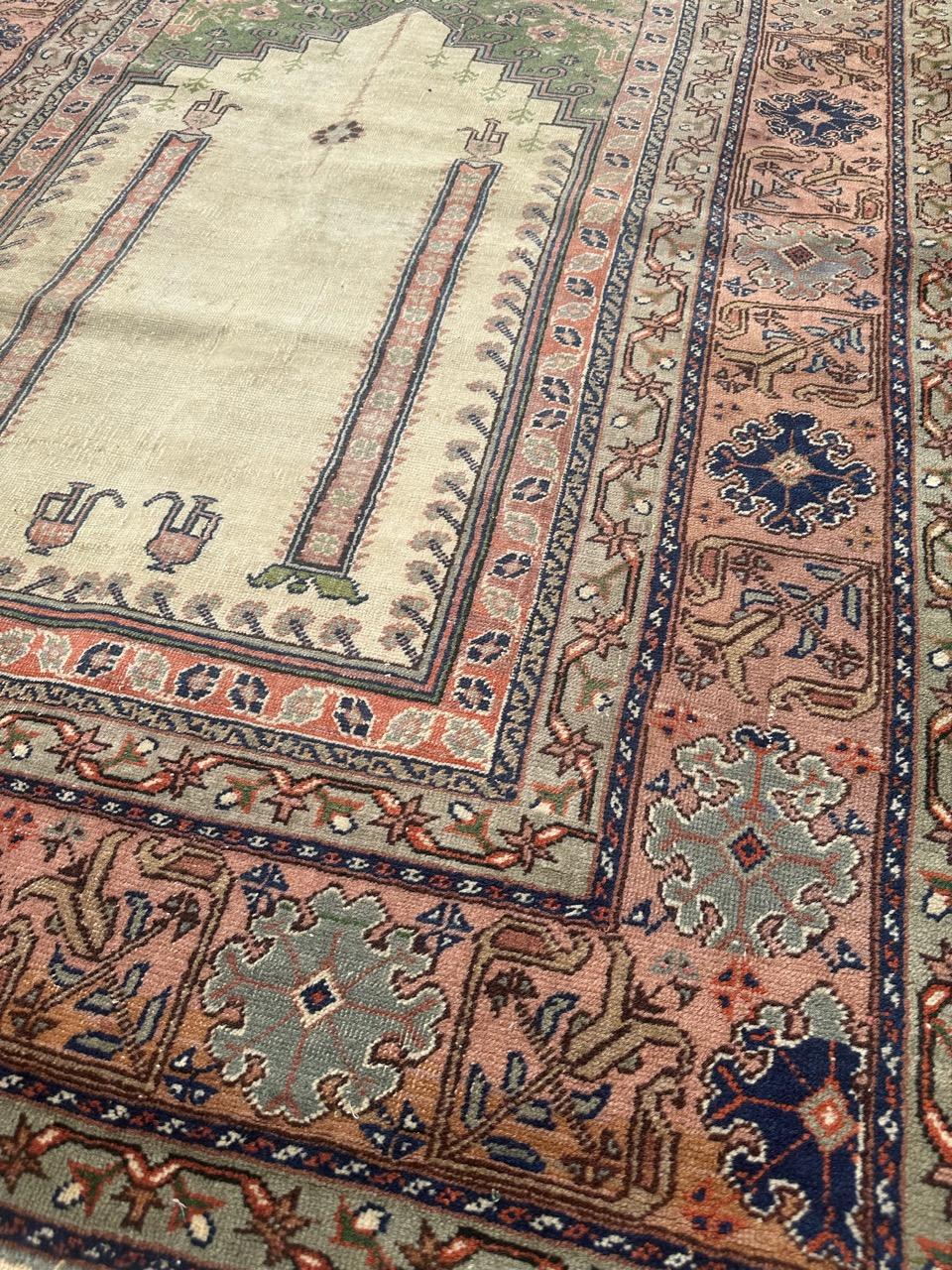 Hübscher alter türkischer Kayseri-Teppich im Angebot 1