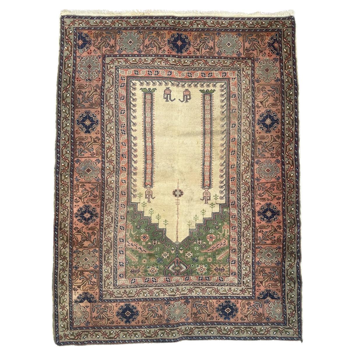Pretty vintage Turkish Kayseri rug