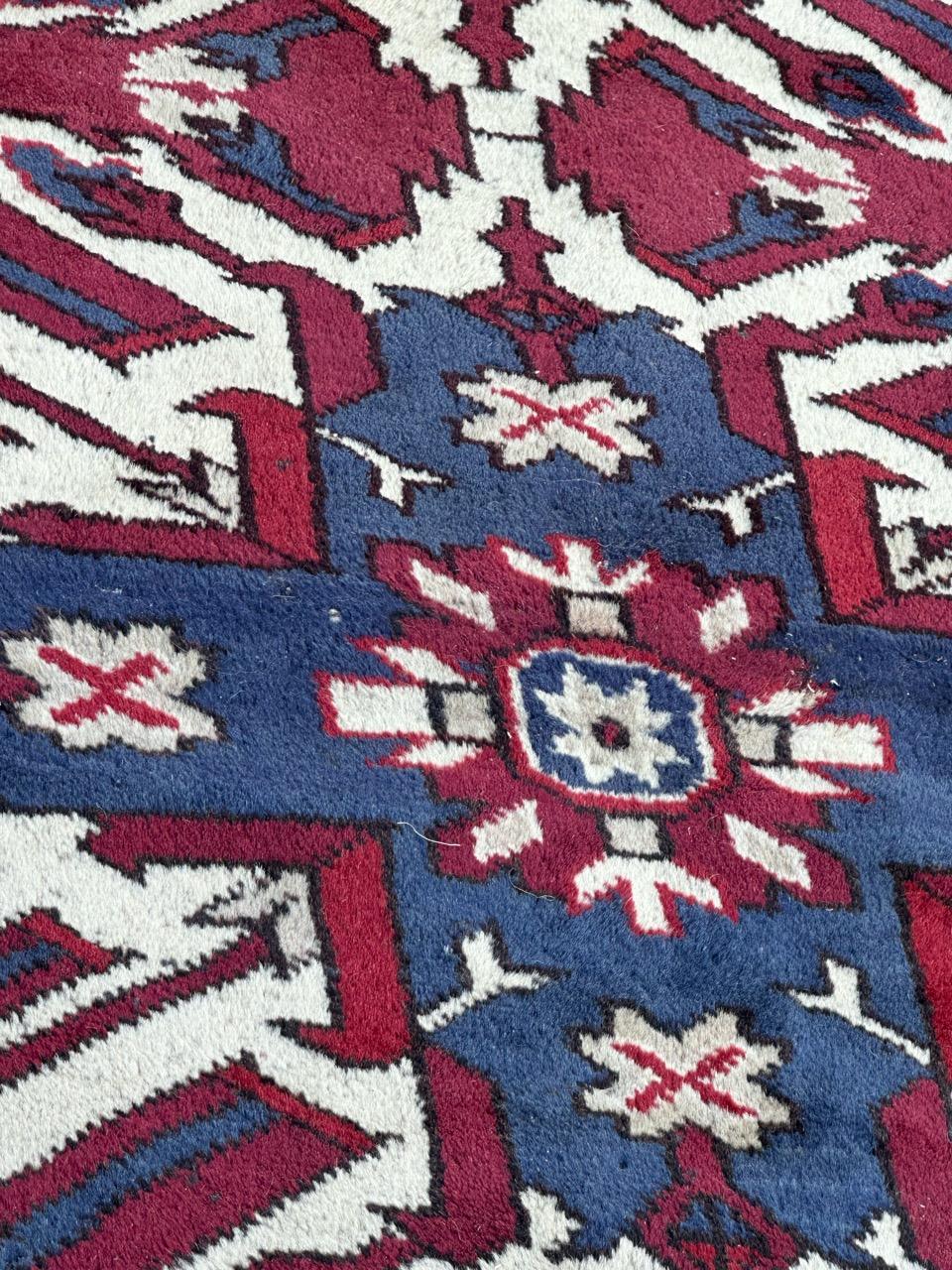 Hübscher türkischer Vintage-Teppich Kazak-Design im Angebot 5