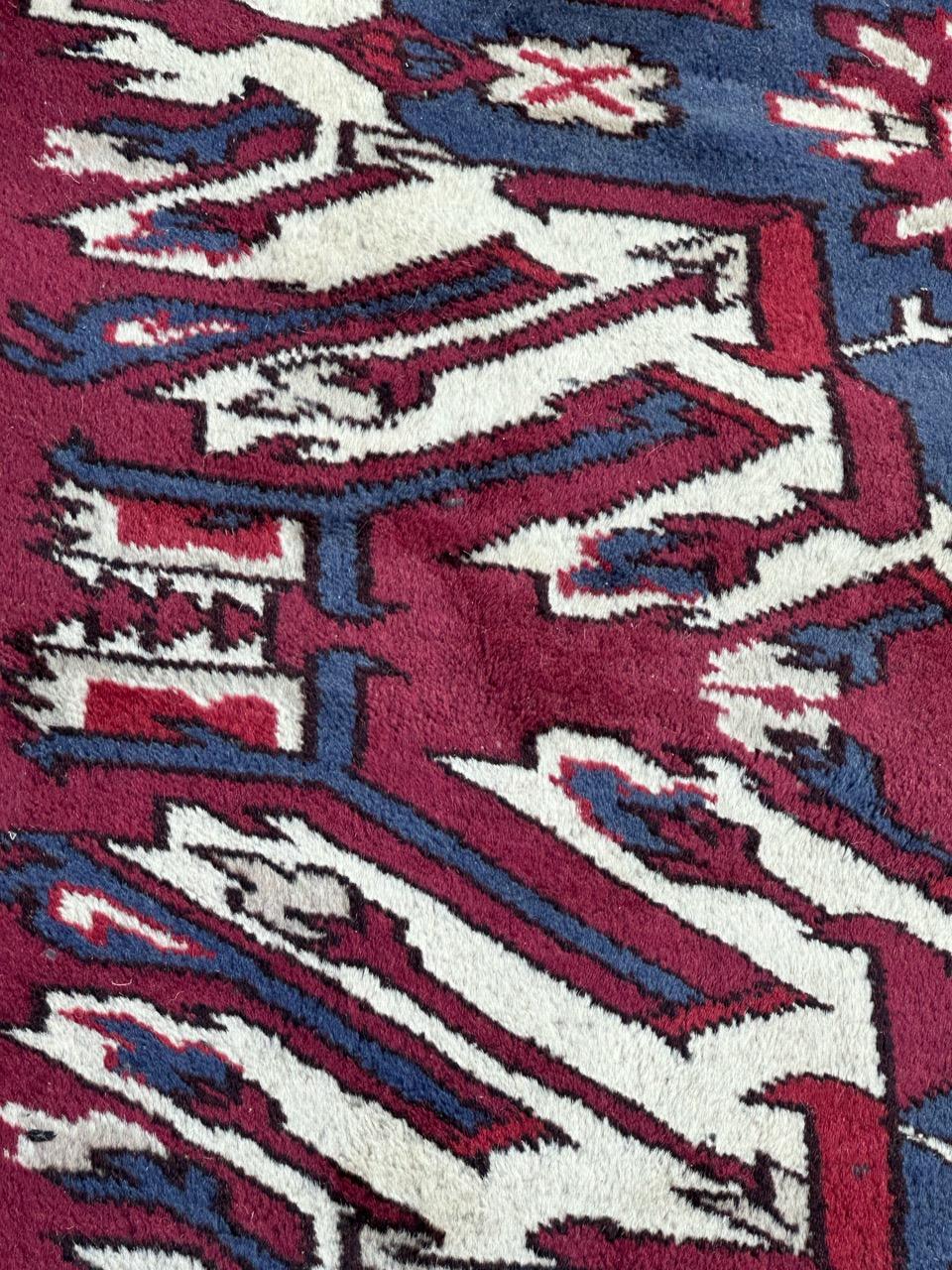 Hübscher türkischer Vintage-Teppich Kazak-Design im Angebot 6