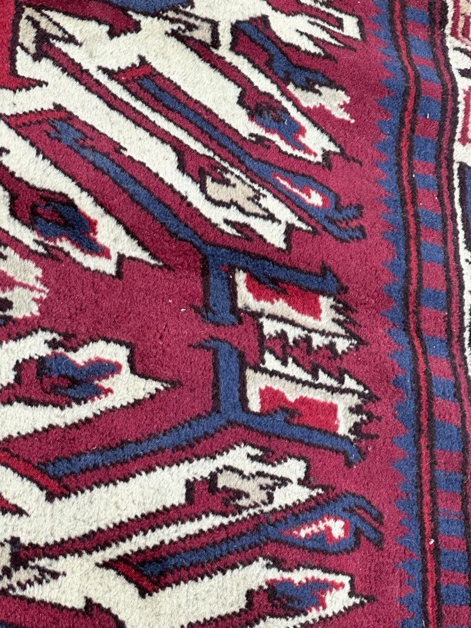 Hübscher türkischer Vintage-Teppich Kazak-Design im Angebot 7