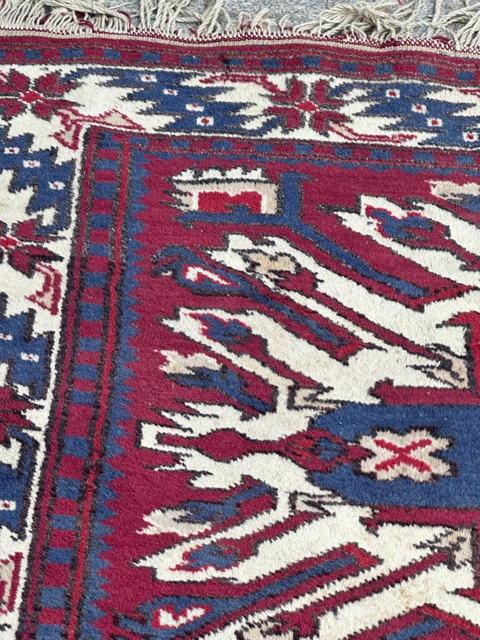 Hübscher türkischer Vintage-Teppich Kazak-Design im Angebot 9