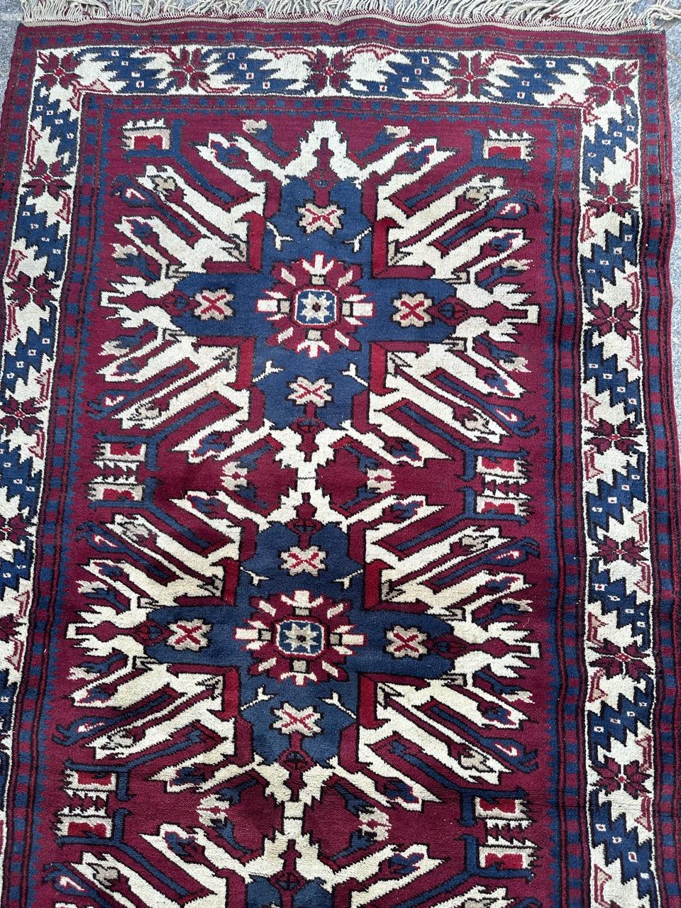 Hübscher türkischer Vintage-Teppich Kazak-Design (Kasachisch) im Angebot