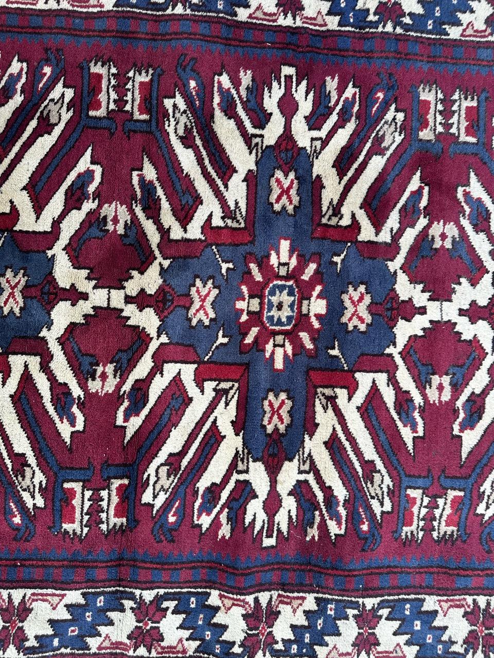 Hübscher türkischer Vintage-Teppich Kazak-Design (Handgeknüpft) im Angebot