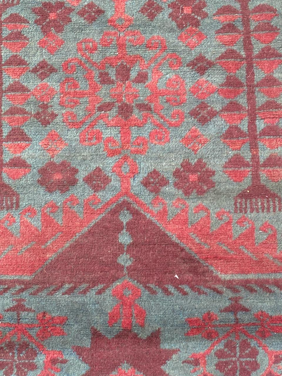 Bobyrugs hübscher türkischer Yagcibedir-Teppich im Vintage-Stil im Angebot 4
