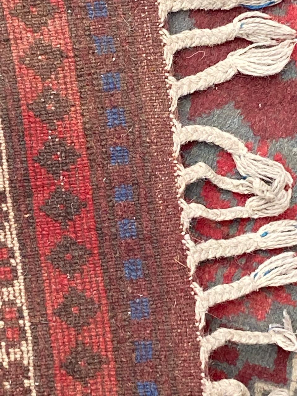 Bobyrugs hübscher türkischer Yagcibedir-Teppich im Vintage-Stil im Angebot 6