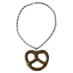 Pretzel Chunky Pendant