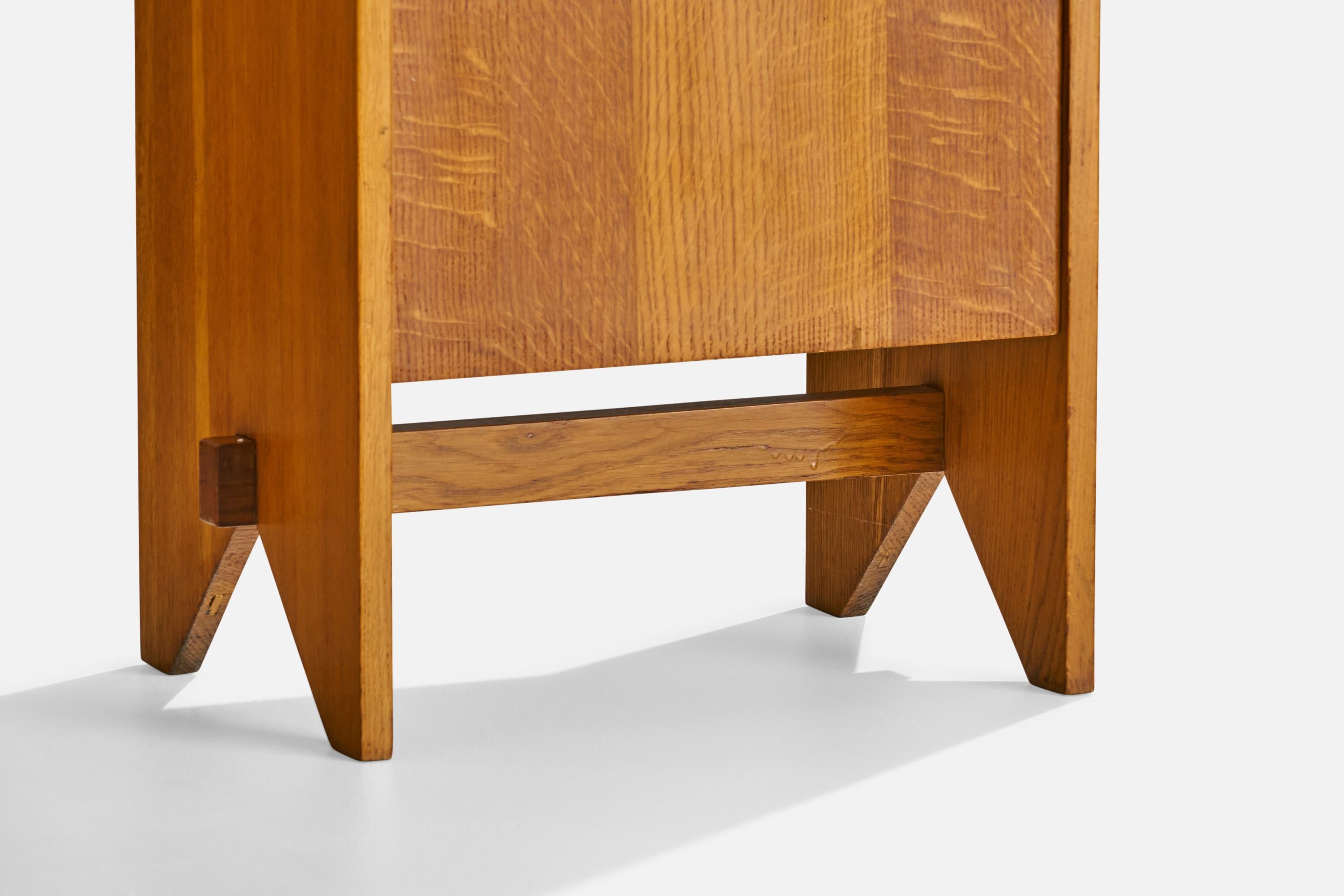 *PREVIEW* ISA Bergamo, Nightstands, Wood, Glass, Brass, Italy, 1950s For Sale 2