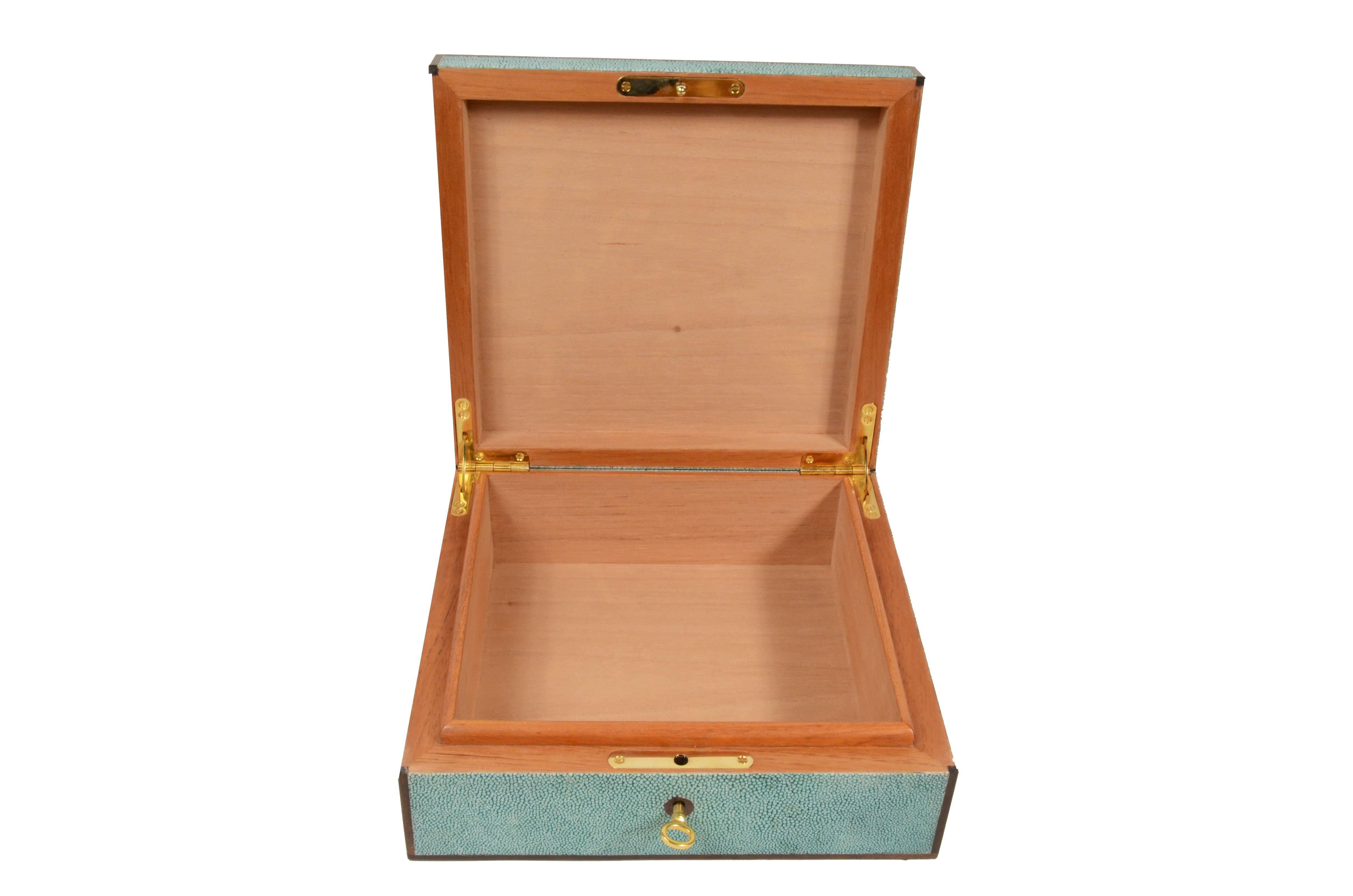 Precious cigar box set  galuchat-coated teak and ebony from 1970s For Sale 6