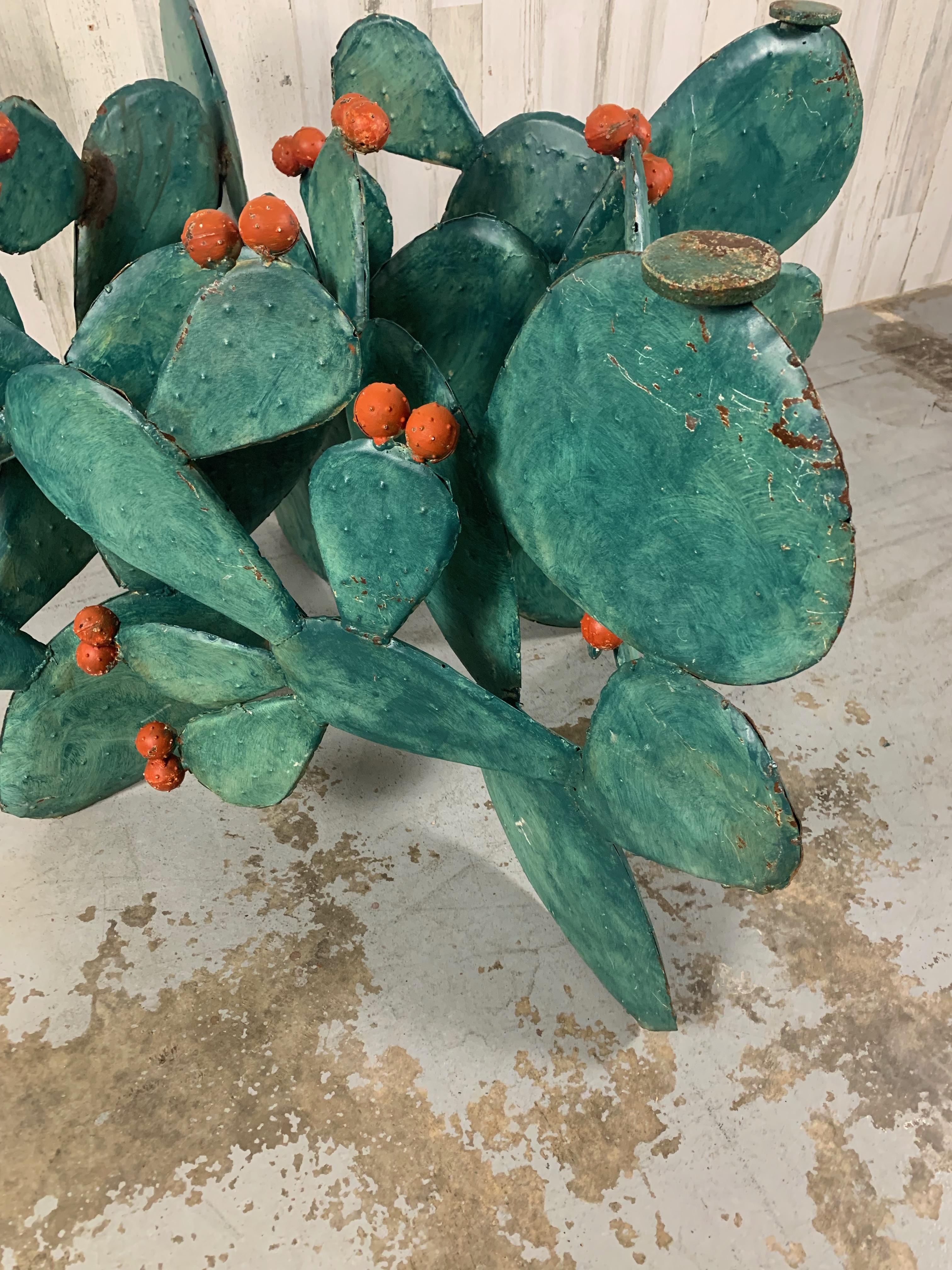 Prickly Birnenförmige Kaktus-Skulptur / Tischsockel (20. Jahrhundert) im Angebot