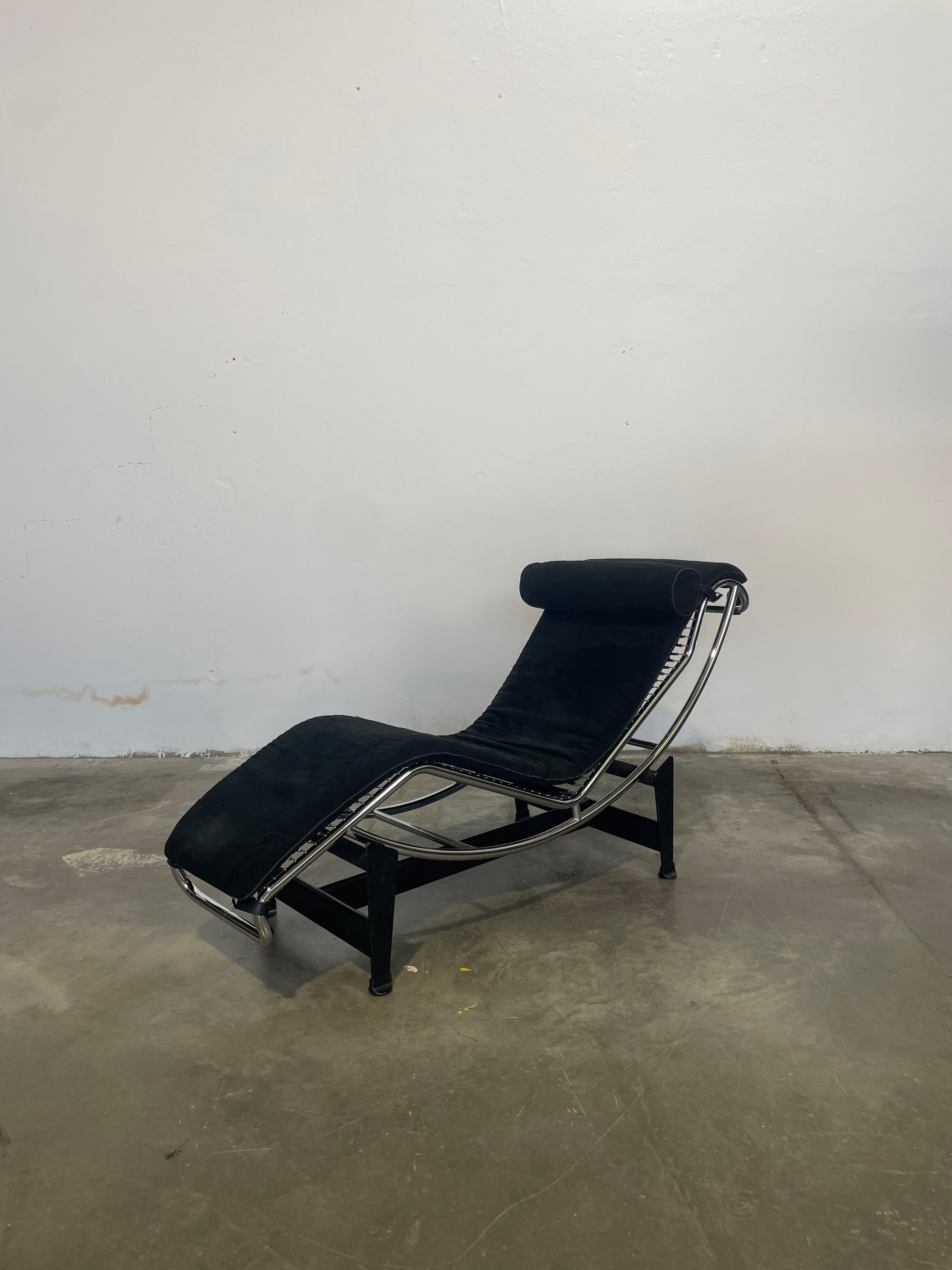 Prima edizione Lc4 Cassina versione super rara 4 numeri In condizioni buone in vendita a Ghedi, IT