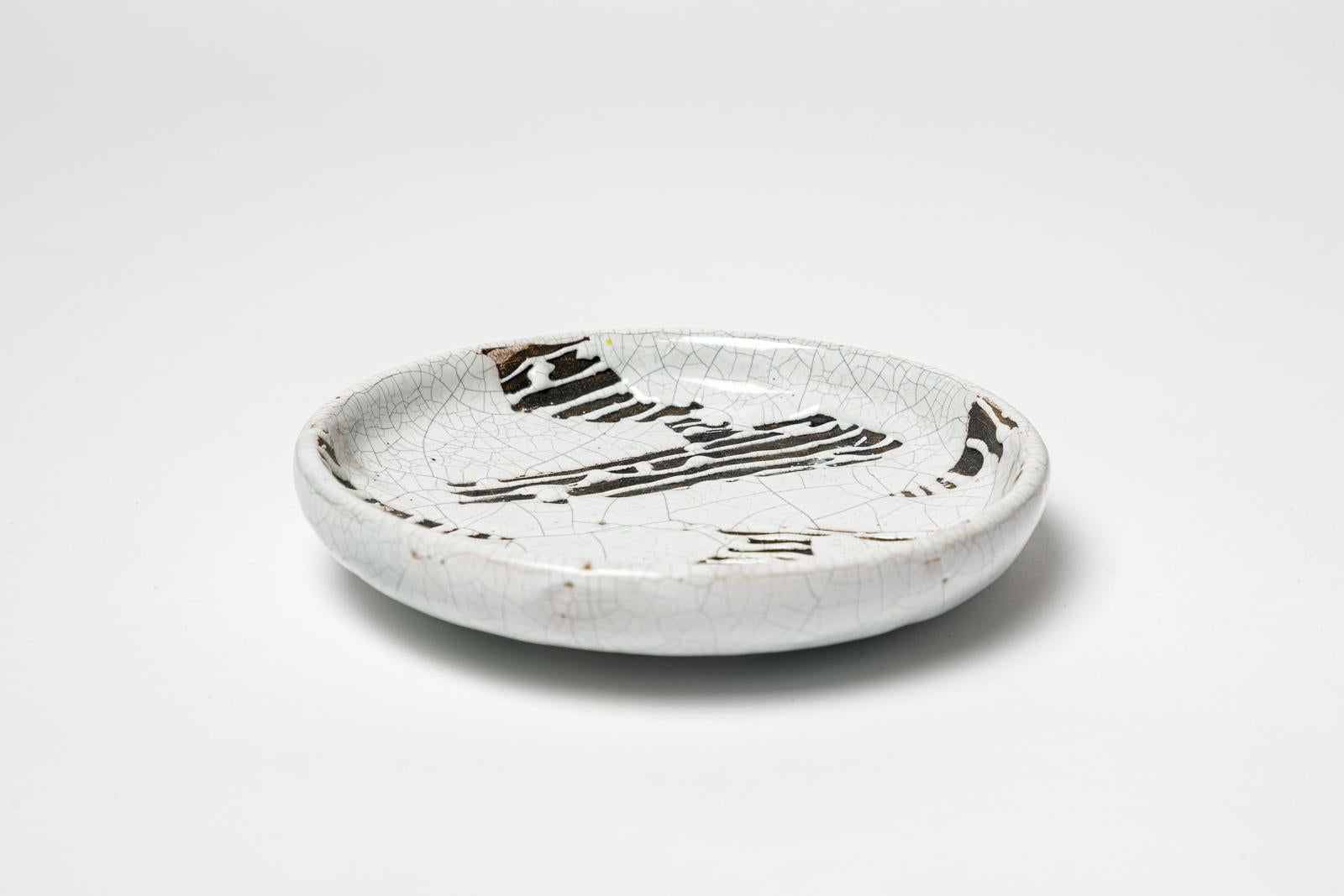 Primavera

Weißer und schwarzer Keramikteller oder Videopoche von Primavera im Art déco-Stil des 20.

Signiert unter dem Sockel

originaler sehr guter Zustand

Höhe 4 cm
Groß 17 cm