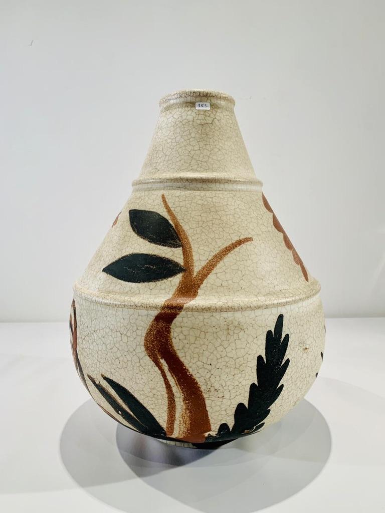 Incroyable vase en céramique Art Déco avec motif de singes signé PRIMAVERA circa 1930