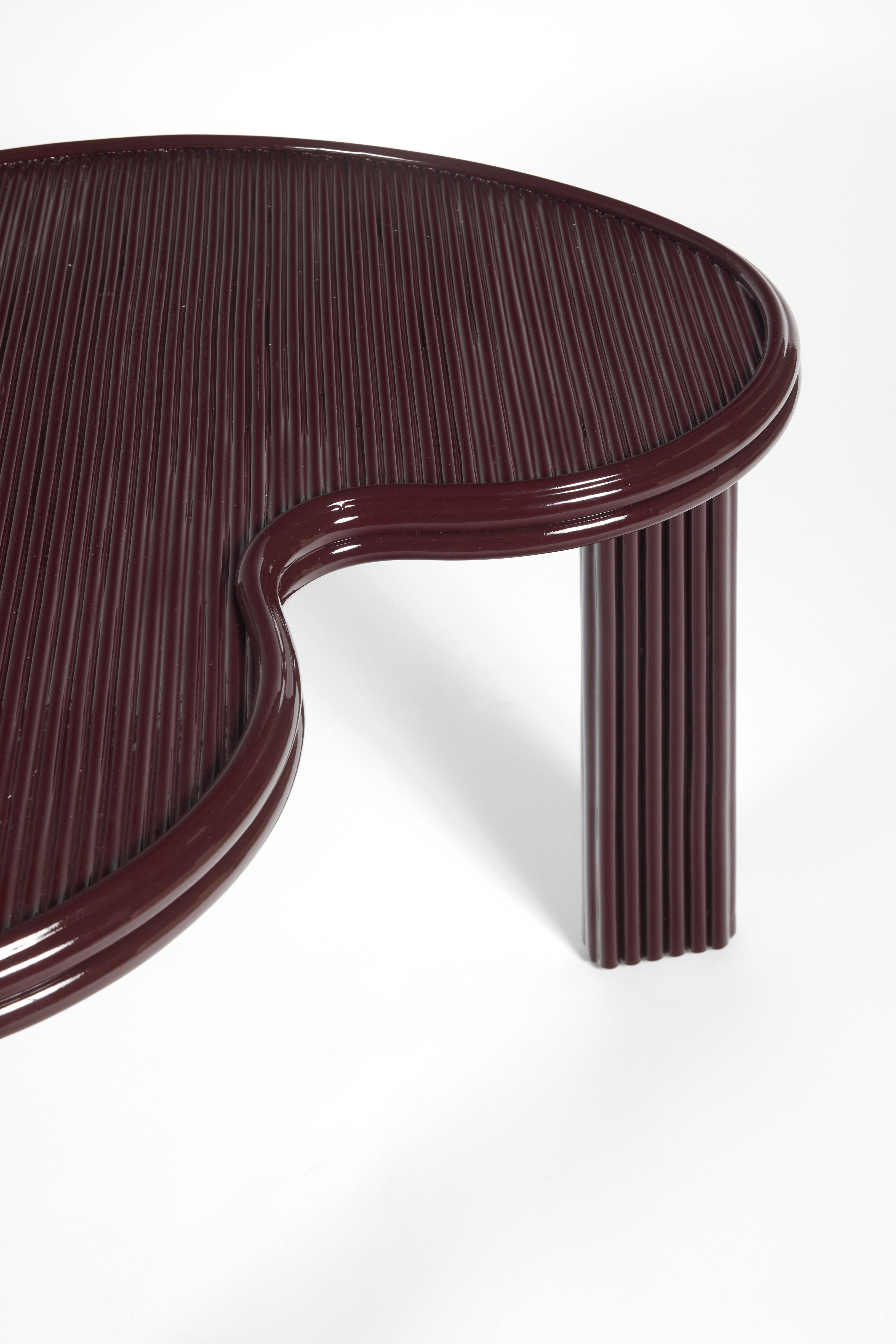 European Primavera N°2 Purple Lacquered Rattan Side Table Designed By Chloé Nègre For Sale