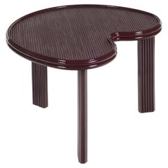 Primavera N°2 Table d'appoint en rotin laqué violet Design/One par Chloé Nègre