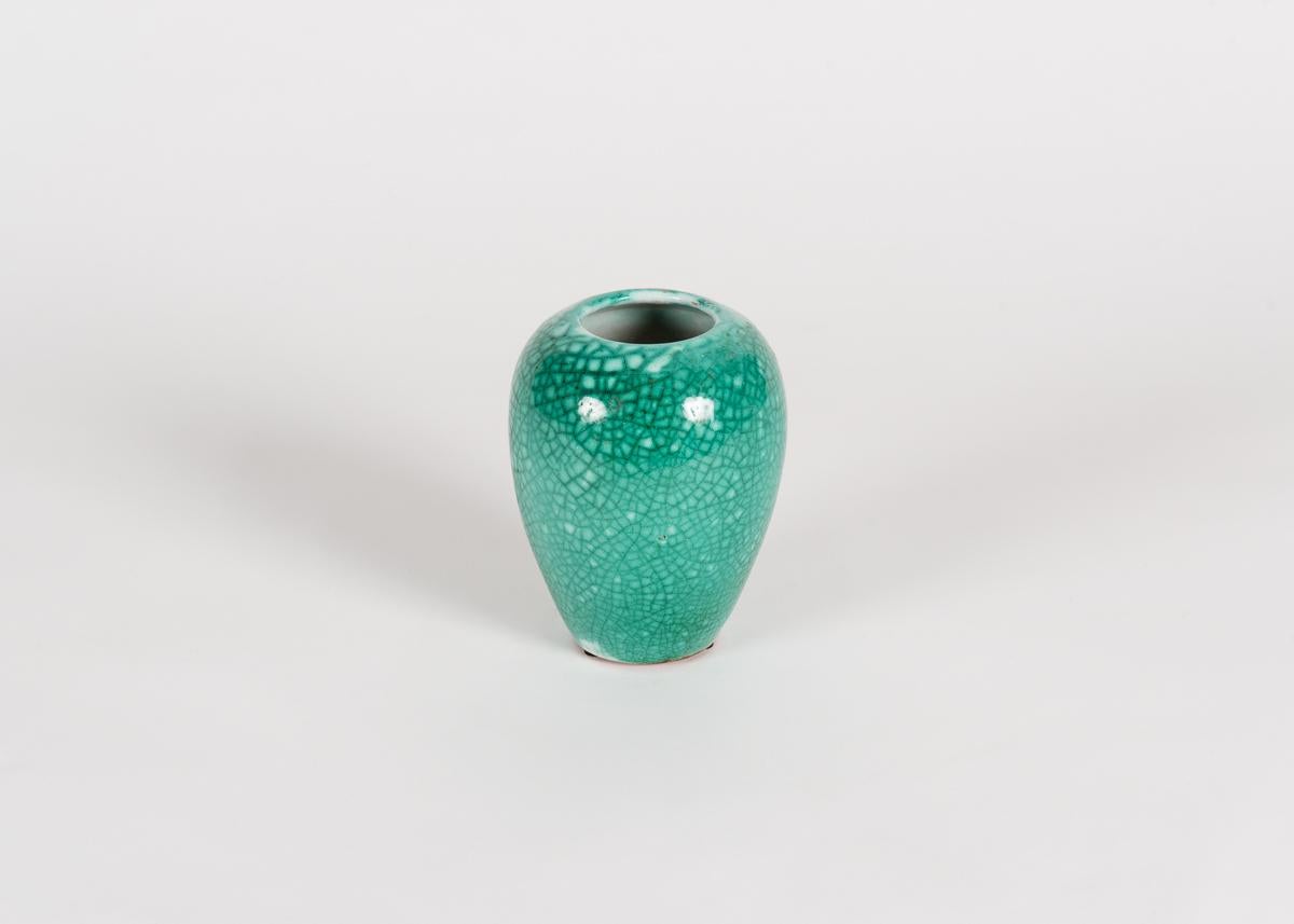 French Primavera, Art Deco Speckled Green Ovoid Vase, France, circa Early 20th Century For Sale