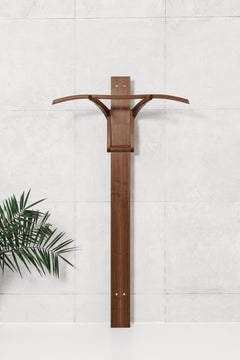 Estación de levantamiento y inmersión Prime Walnut, cualquier metal, con arco by Eternal Creek